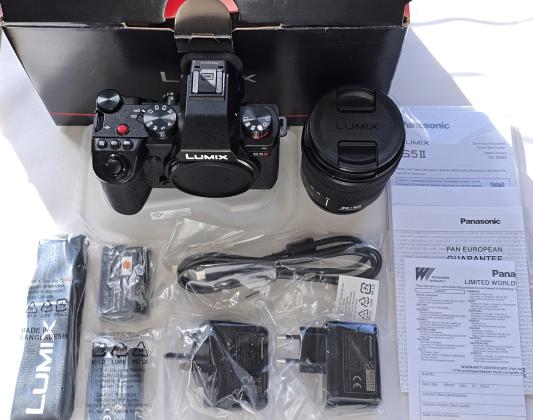 Panasonic LUMIX S5 II  M2 Mirrorless Camera & 20-60mm Lens