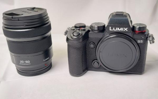 Panasonic LUMIX S5-K 24.2MP Mirrorless Camera (LUMIX S 20-60mm F3.5-5.