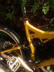 SPECIALIZED שיכוך מלא מתלה FSR