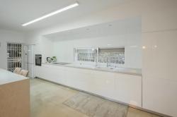 אברהם רפול הררי 24 (פסגת זאב מזרח)