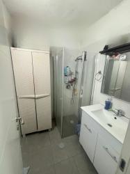 שרת משה 12 (שכונה יא)