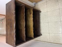 שידות מעץ מלא