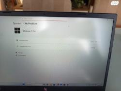 מחשב כמעט חדש לגמרי בשימוש כמה חודשים