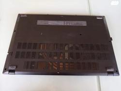 מחשב כמעט חדש לגמרי בשימוש כמה חודשים