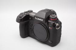 Panasonic LUMIX S1R Mirrorless Full Frame Digital Camera