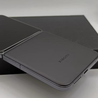 XIAOMI MIX Flip (12GB+256...