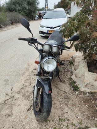 סוזוקי GSX-R1300 בי-קינג (2000)