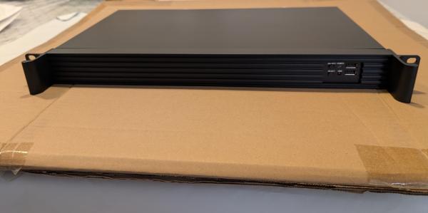 שרת 1U קטן ושקט