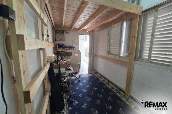 בר יוחאי 80 (שפירא)