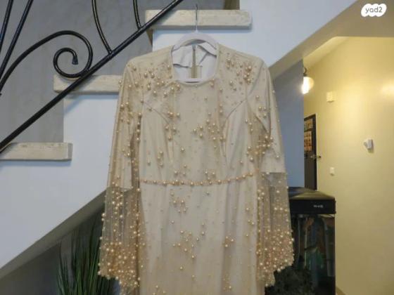 למכירה!!! שמלת ערב ברמה גבוהה