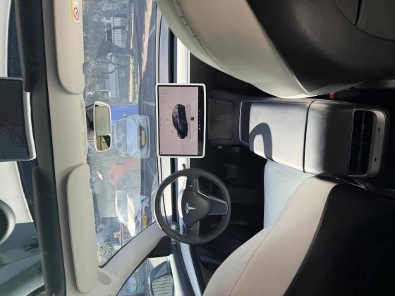 טסלה מודל 3 (2022)