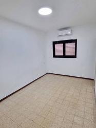 שדרות ירושלים 14 (תל יהודה)