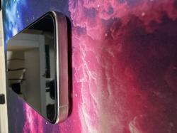 למכירה, אייפון 15 פרו מקס