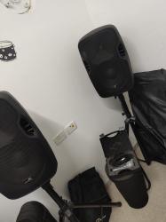 2 בוקסות גדולות שכל אחת עולה 3 אלף