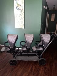 עגלת פג פרגו משולשתניתנת לקפל