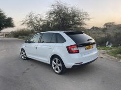 סקודה ראפיד ספייסבק (2015)