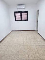 שדרות ירושלים 14 (תל יהודה)