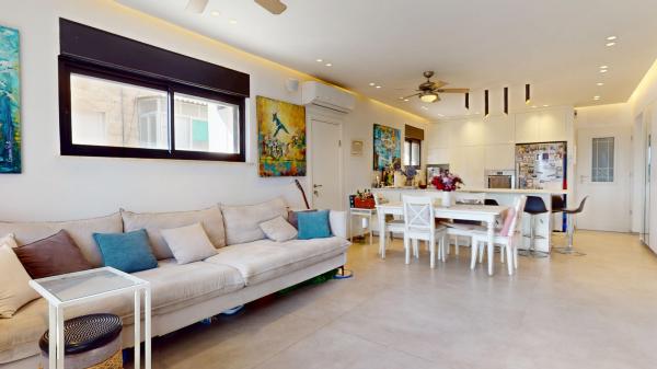 הברון הירש 12 (קרית משה)