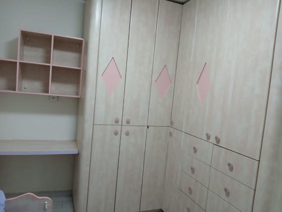 עבודת נגר משובחת באיכות גבוהה נראה כחדש