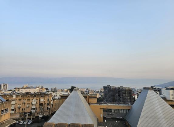 ביאליק 18 (קרית שמואל)