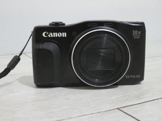 מצלמת קנון SX710HS