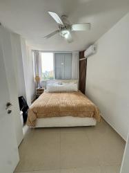 רובינשטיין יצחק 39 (יפו ד)