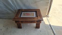 שולחן יוקרתי וחזק הכולל :