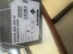 נעליים חדשות לא נעשה בהם שימוש