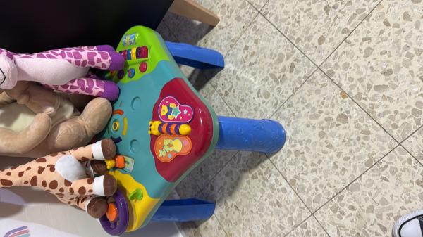 עגלה מתקפלת נפתחת ביד אחתעולה