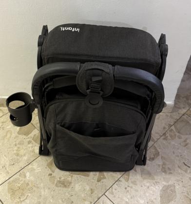 עגלה טיולון במצב חדשמתקפלת ביד