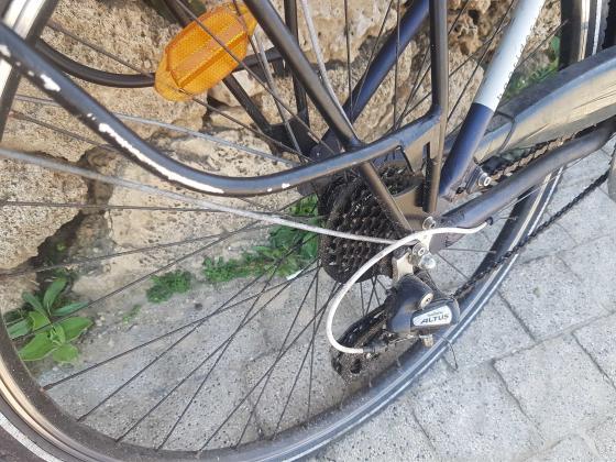 **אופני עיר BTWIN Hoprider 100