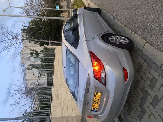 יונדאי i25 (2011)