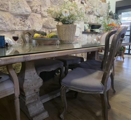 פינת אוכל מרשימה ואיכותית מעץ