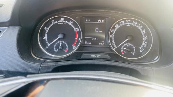 סקודה פאביה (2021)