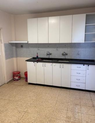 הרב שמעון אגסי 12 (הר נוף)