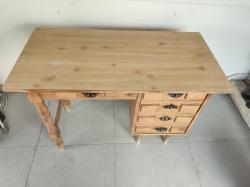 שולחן כתיבה וינטאג' במידות אורך