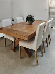 למכירה בהזדמנות פינת אוכל של