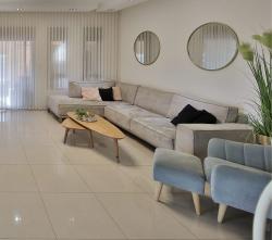 סלון בצורת ר כמו חדש