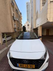 יונדאי i20 (2022)