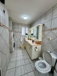 הלוטוס 9 (עג'מי)