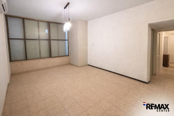 ויניק 32 (רמז)