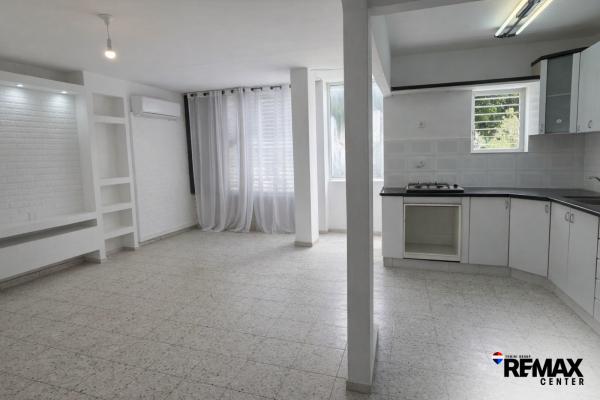 משורר השואה 3 (נווה אליהו)