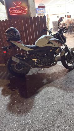 קאוואסאקי Z400 (2023)