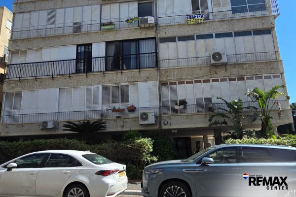 ארלוזורוב 15 (קרית עבודה)