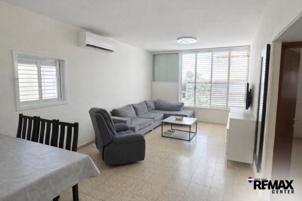 בן יהודה 14 (הראשונים)