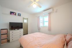 עץ האפרסק 12