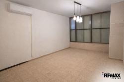 ויניק 32 (רמז)