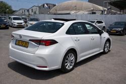 טויוטה קורולה (2024)