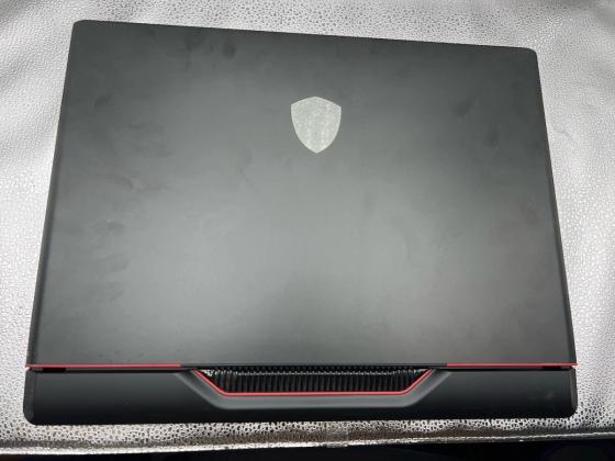 מחשב נייד לגיימינג MSI 18