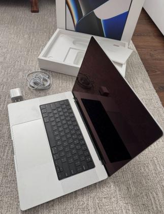 Apple MACBOOK PRO